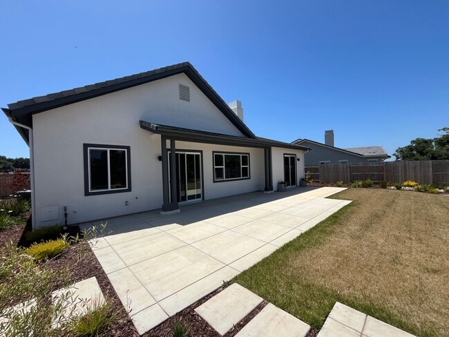 Building Photo - Orcutt's Finest -- Vintage Ranch  -- The P...
