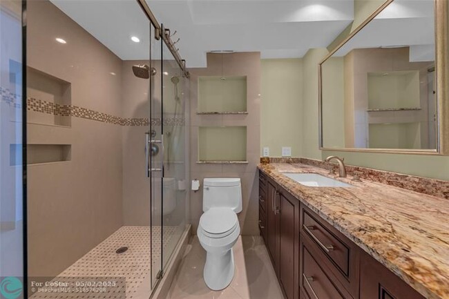 Building Photo - 936 Intracoastal Dr