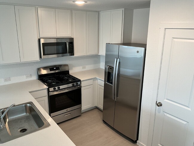 Building Photo - 11810 Spiderwort Rdg