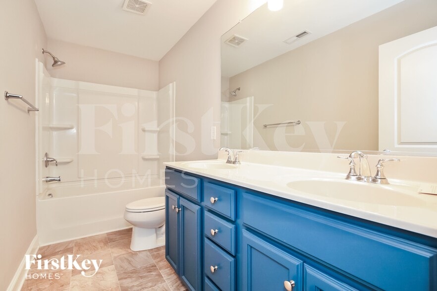 Building Photo - 5390 Holbein Gate Rd