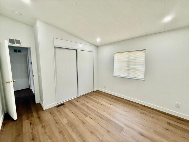 Building Photo - Rehabbed Manufactured Home