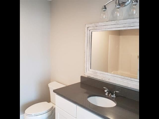 Building Photo - 10 4th St