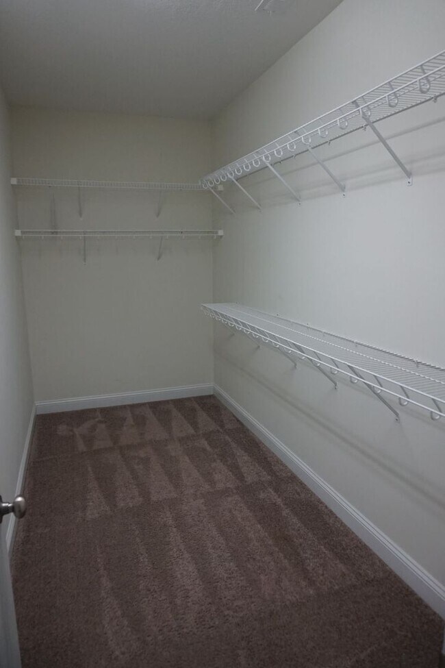 Building Photo - 3 Bedroom 2 Full Bathroom w/ Bonus Room located in The Preserves at Tidewater, Sneads Ferry!
