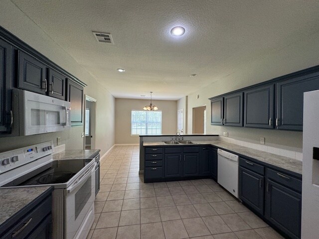 Building Photo - 1109 N Wren Dr