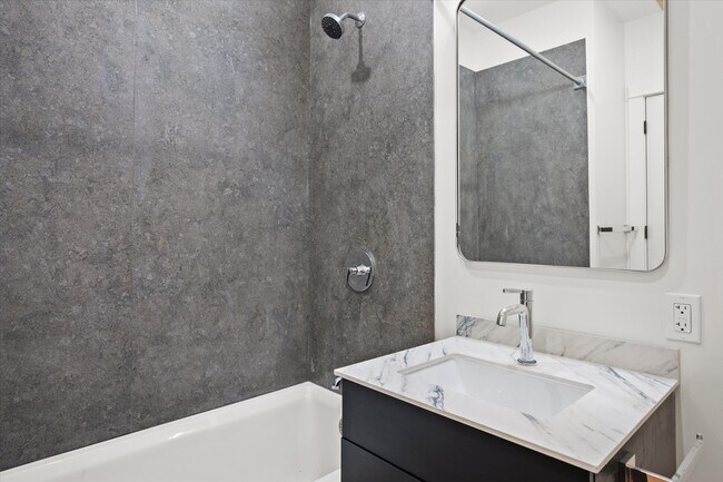 Building Photo - Spinning Mill