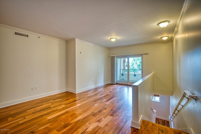 Building Photo - 525 3rd St N