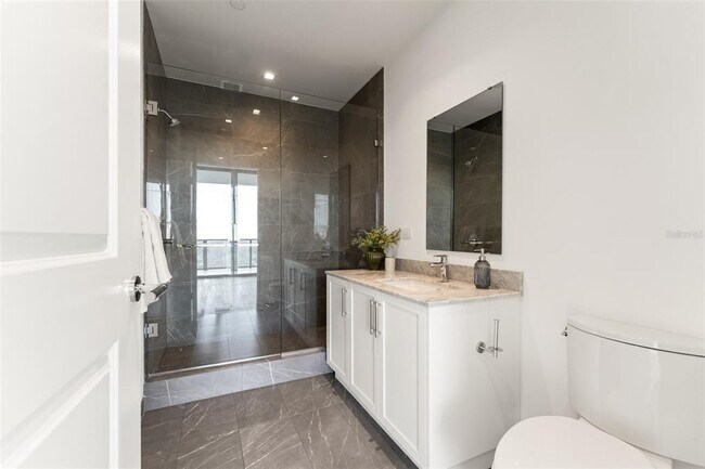 Building Photo - 3015 S Ysabella Ave