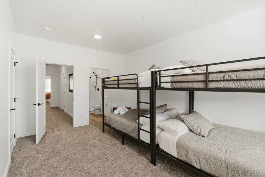 Building Photo - 1709 Ripple Rock Dr