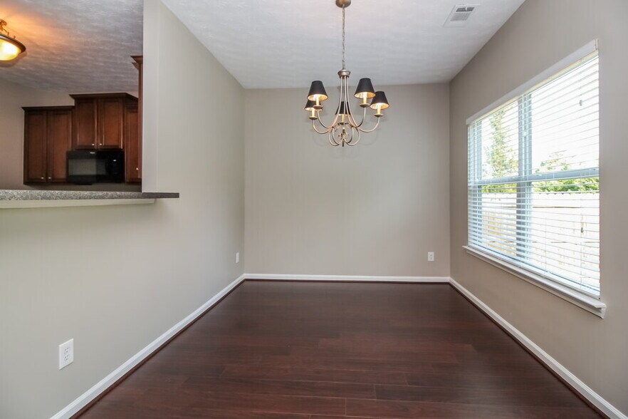 Building Photo - 5228 McEver View Dr