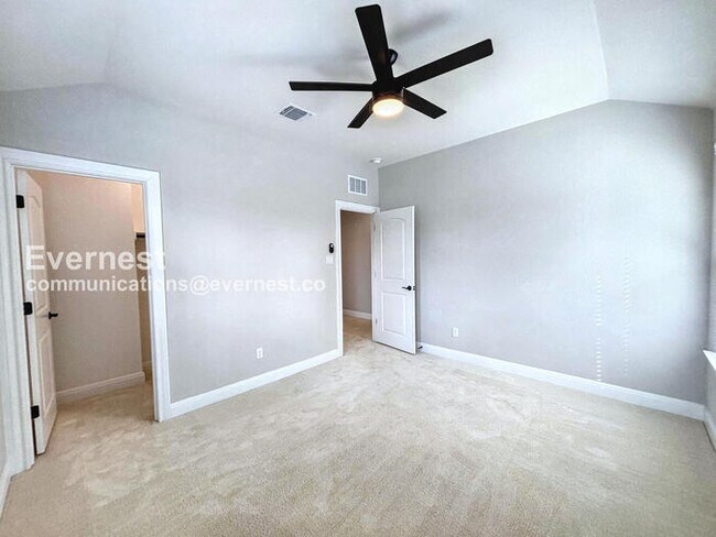 Building Photo - PROMO: Get $1,000 OFF the first month’s rent when the lease starts this month of March! / 5 Bed/4...