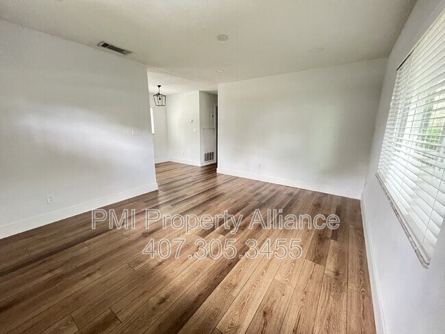 Building Photo - 2302 Elizabeth Ave