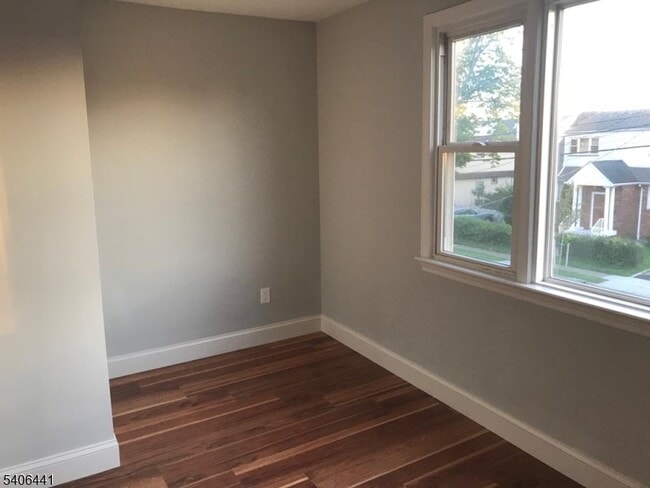 Building Photo - 140 Prospect St