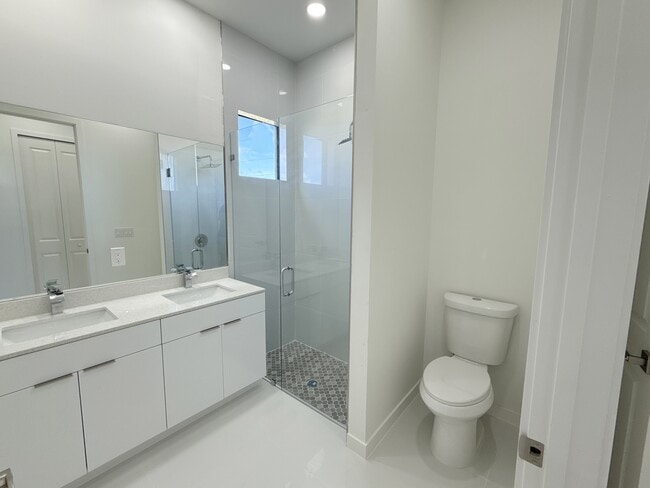 Building Photo - 4238 NW 34th St