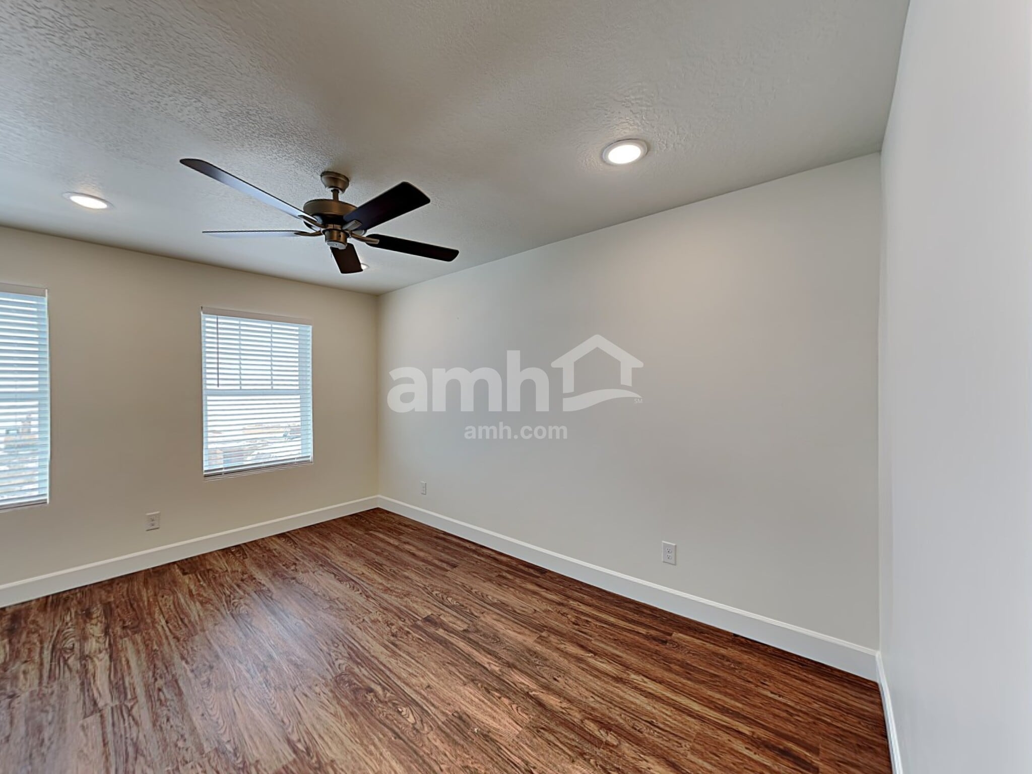 Building Photo - 6033 W Copperhawk Dr