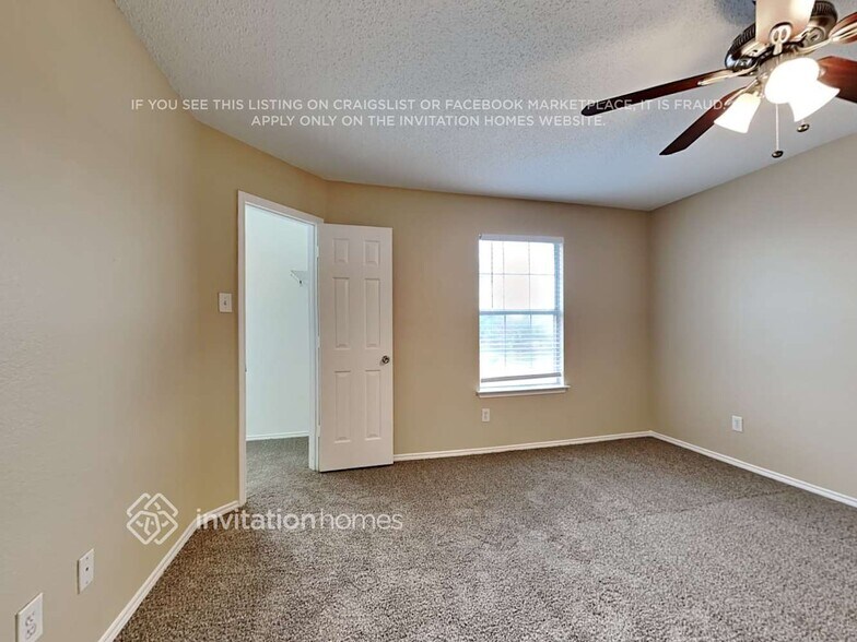 Building Photo - 252 Hilltop Dr