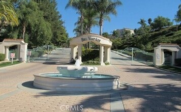 Building Photo - 333 Cll Moreno