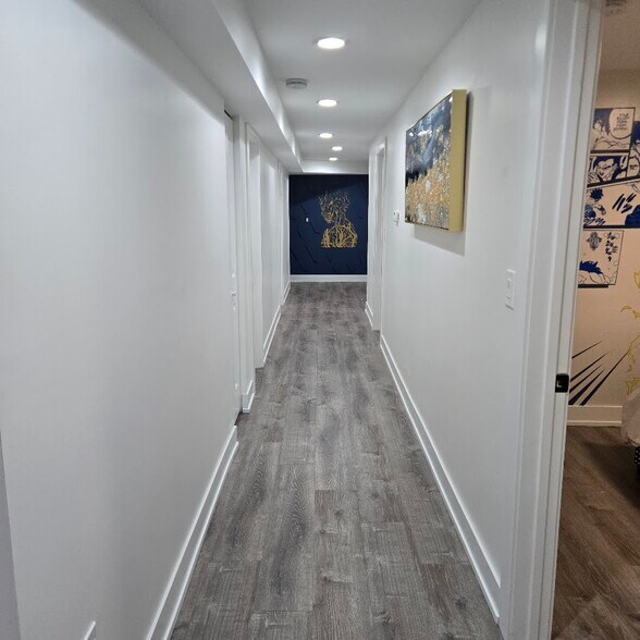 Building Photo - 7446 S Luella Ave