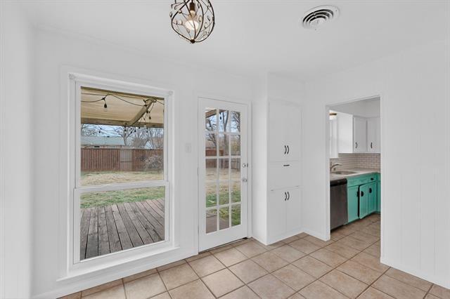 Building Photo - 1824 Cordell St