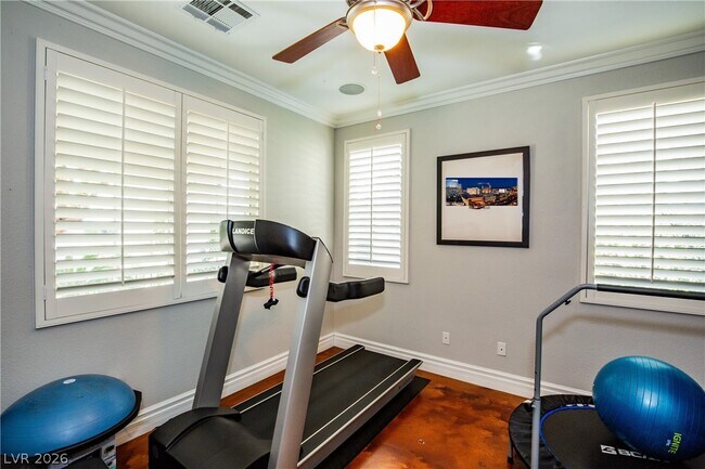 Building Photo - 834 Roseberry Dr