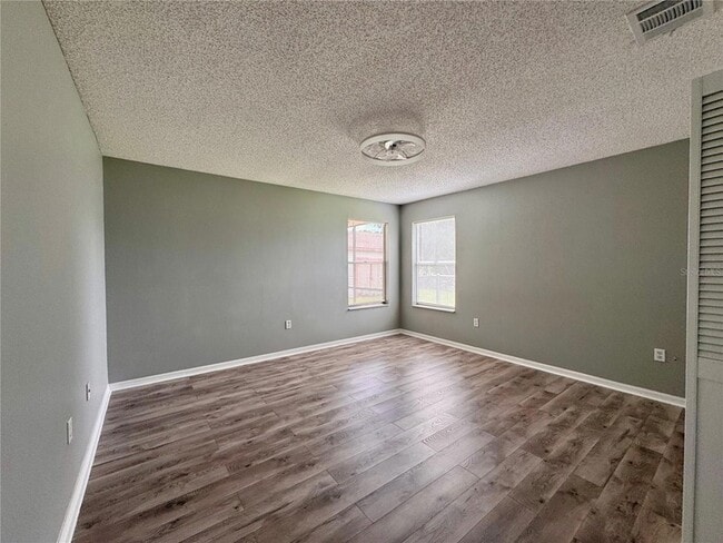 Building Photo - 4125 E Vista Ct