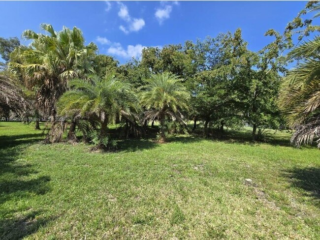 Building Photo - 14001 Mustang Trail