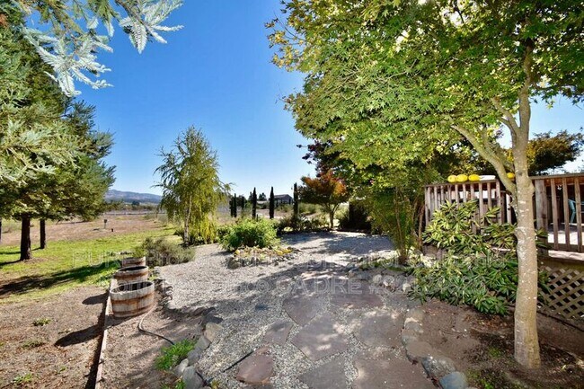 Building Photo - 8480 Petaluma Hill Rd