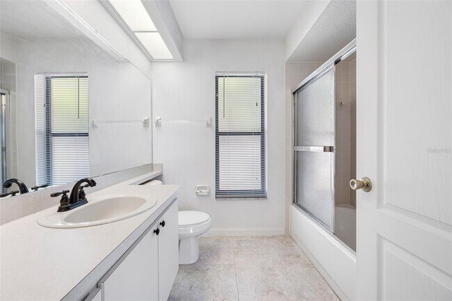 Building Photo - 1061 Archway Dr