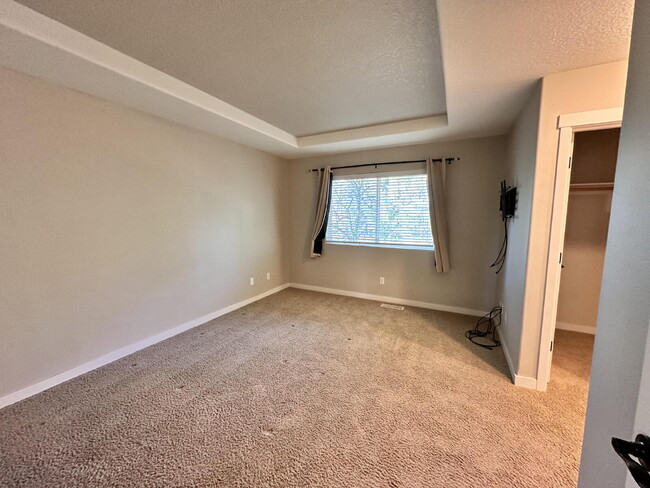 Building Photo - 3 Bed 2 1/2 Bath Wilsonville Gem ** $500 o...