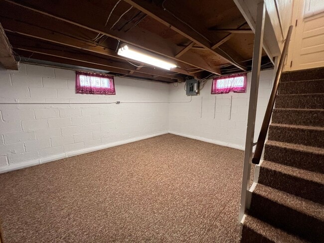 Building Photo - Two bedroom, two bath home for rent.