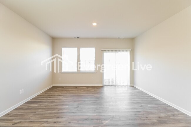 Building Photo - 1703 Heron Ct