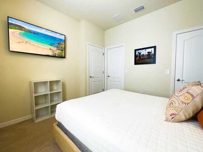 Building Photo - 2463 Tangier Dr