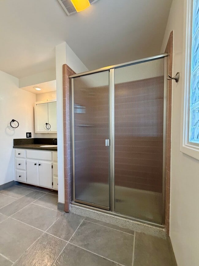 Building Photo - 3 Bedroom 2 Bathroom Napa Brown's Valley Home