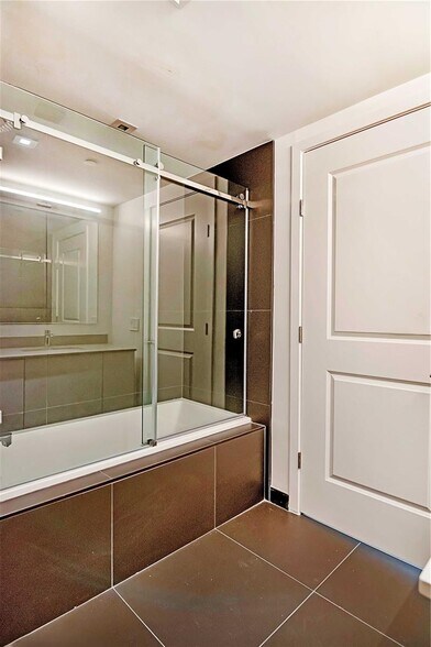 BATH - 1600 NE 1st Ave