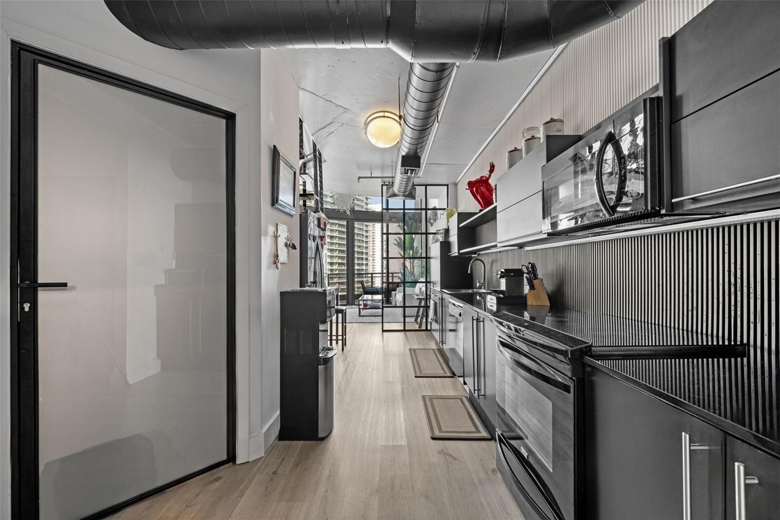 Building Photo - 690 SW 1st Ct