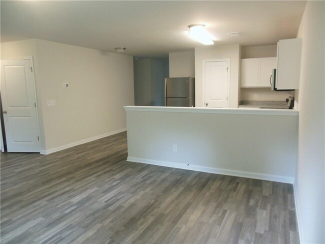 Building Photo - 208 Saddle Brooke Trace