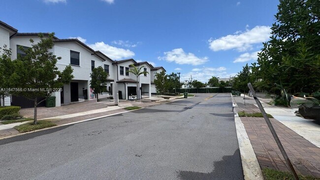 Building Photo - 227 SW 159th Ter