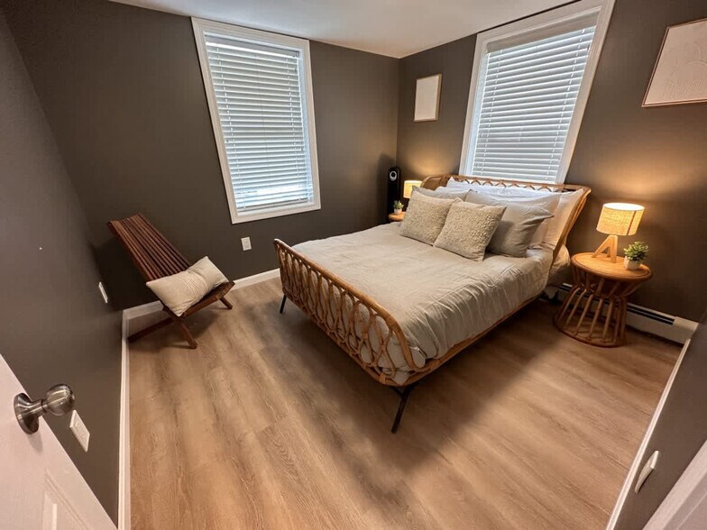 Building Photo - 301 Portsmouth Ave