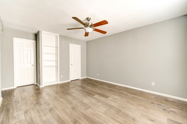 Building Photo - 14600 Fonmeadow Dr