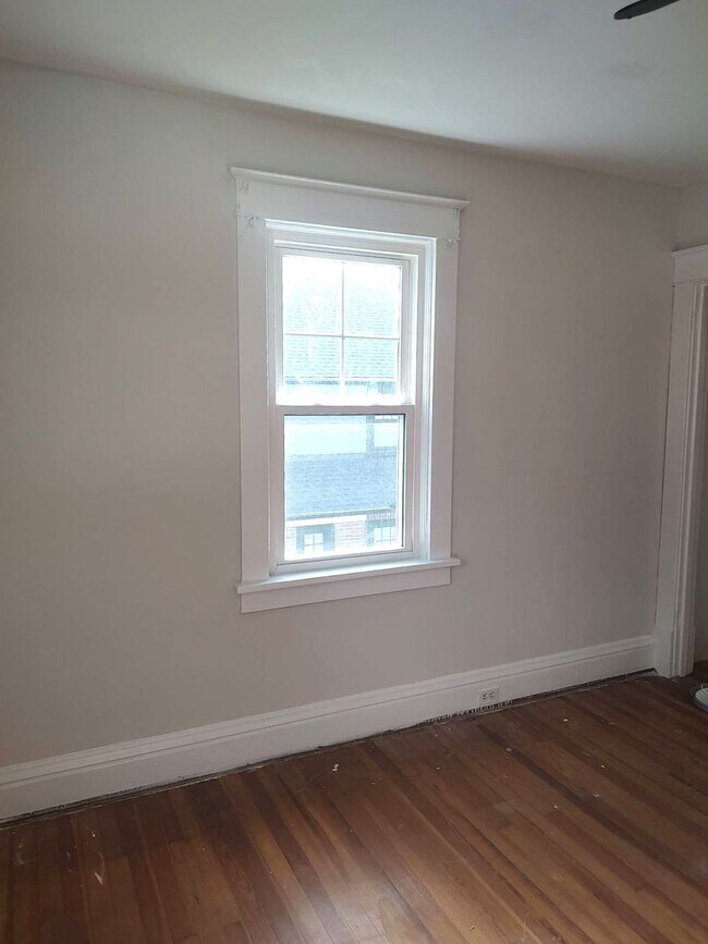 Building Photo - Incredible 3-Bedroom Detached Home in Bryn...