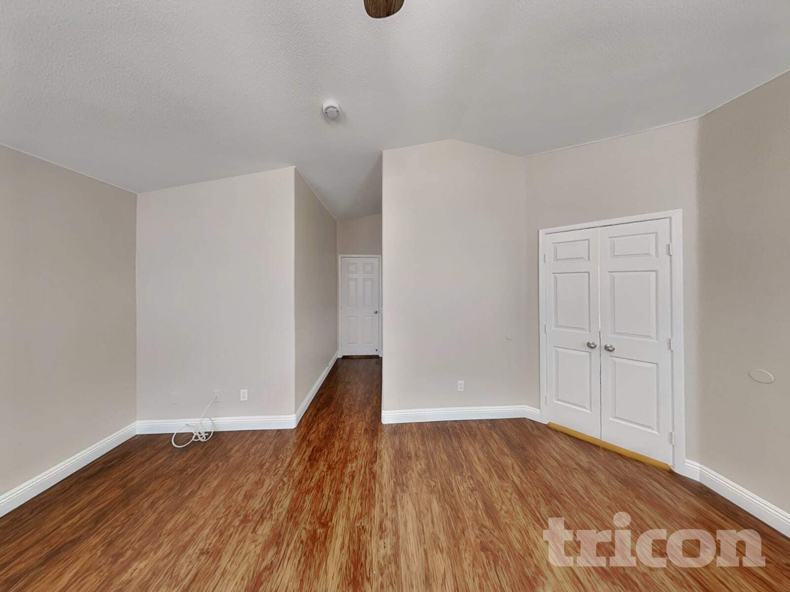 Building Photo - 710 Wolf Lake Ave