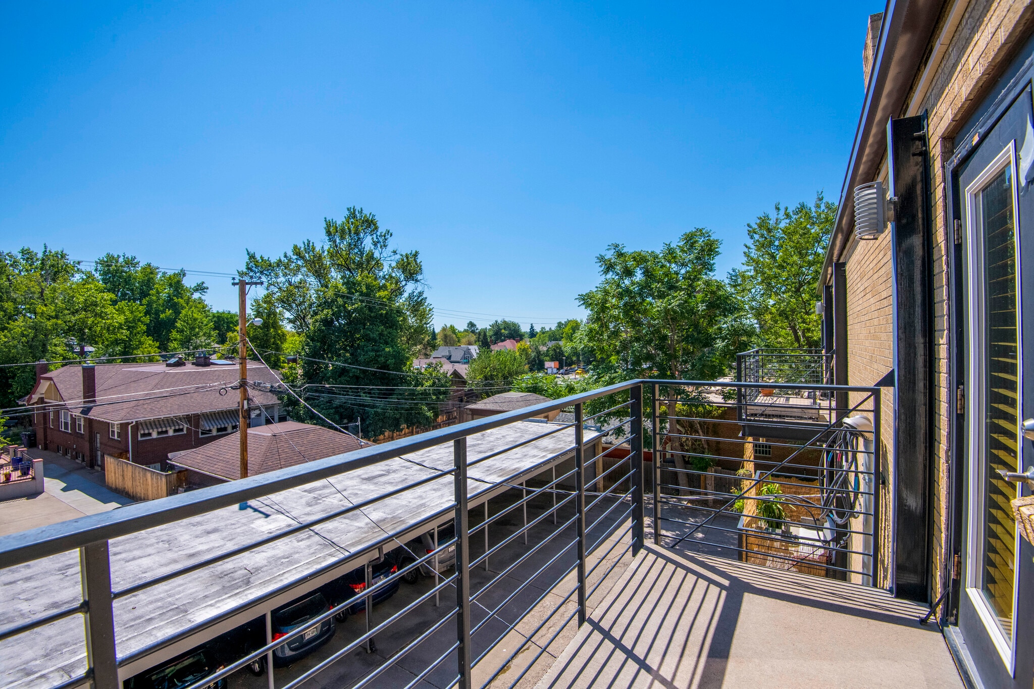 Rooftop Deck - 636 N Washington St