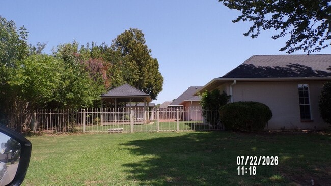 Building Photo - Fantastic home located in Wyatt Acres