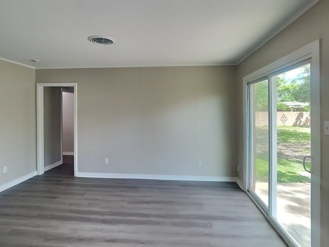 Building Photo - 10322 Antrim Ln