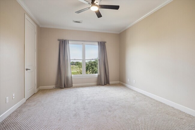 Building Photo - 6323 E Mystic Meadow