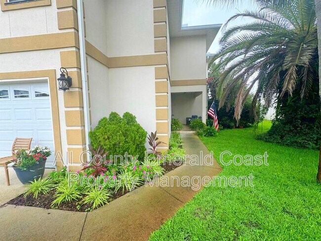 Building Photo - 337 Tequesta Dr