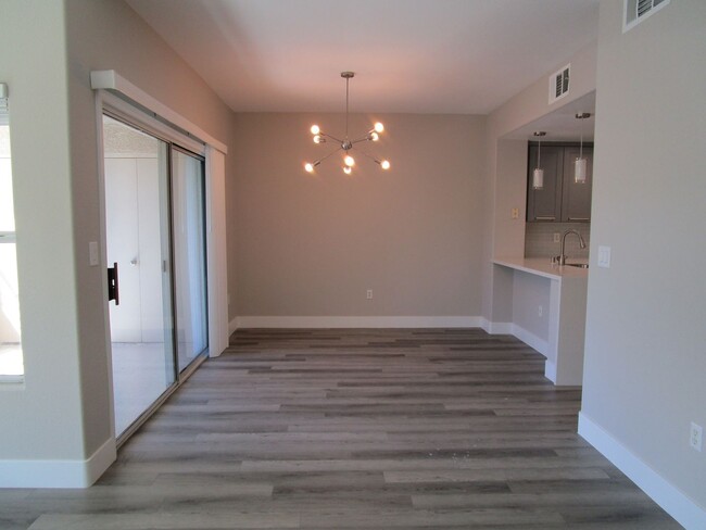 Building Photo - SUMMERLIN - AMBER RIDGE CONDO