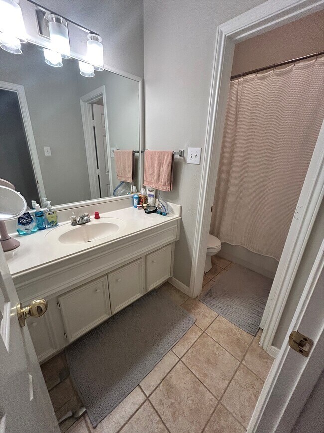 Building Photo - 22018 Shady Heath Ln