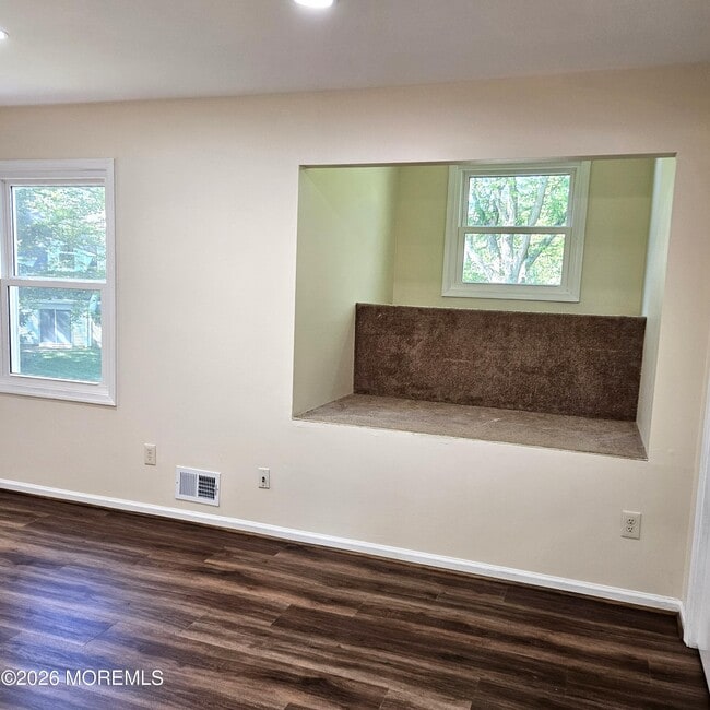 Building Photo - 3 Millay Ct