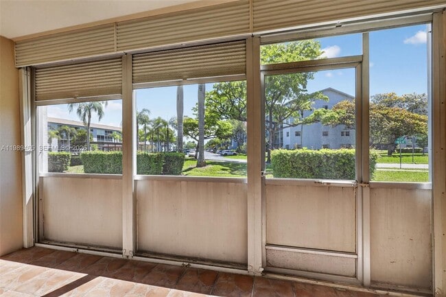 Building Photo - 12500 SW 5th Ct