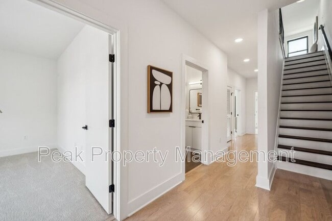 Building Photo - 1609 Pulaski St